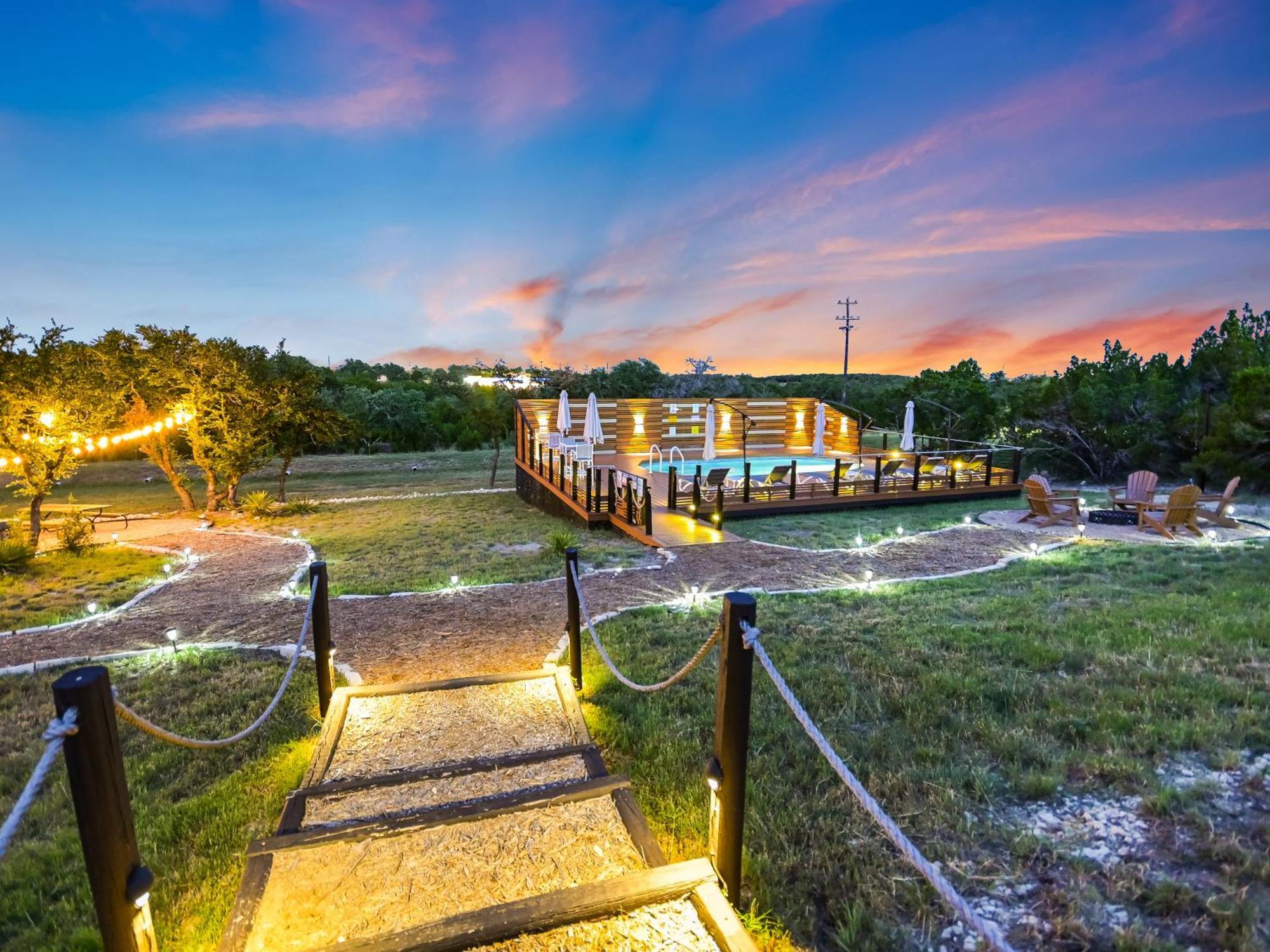 Udoscape Eco-Glamping Resorts Lago Vista Экстерьер фото