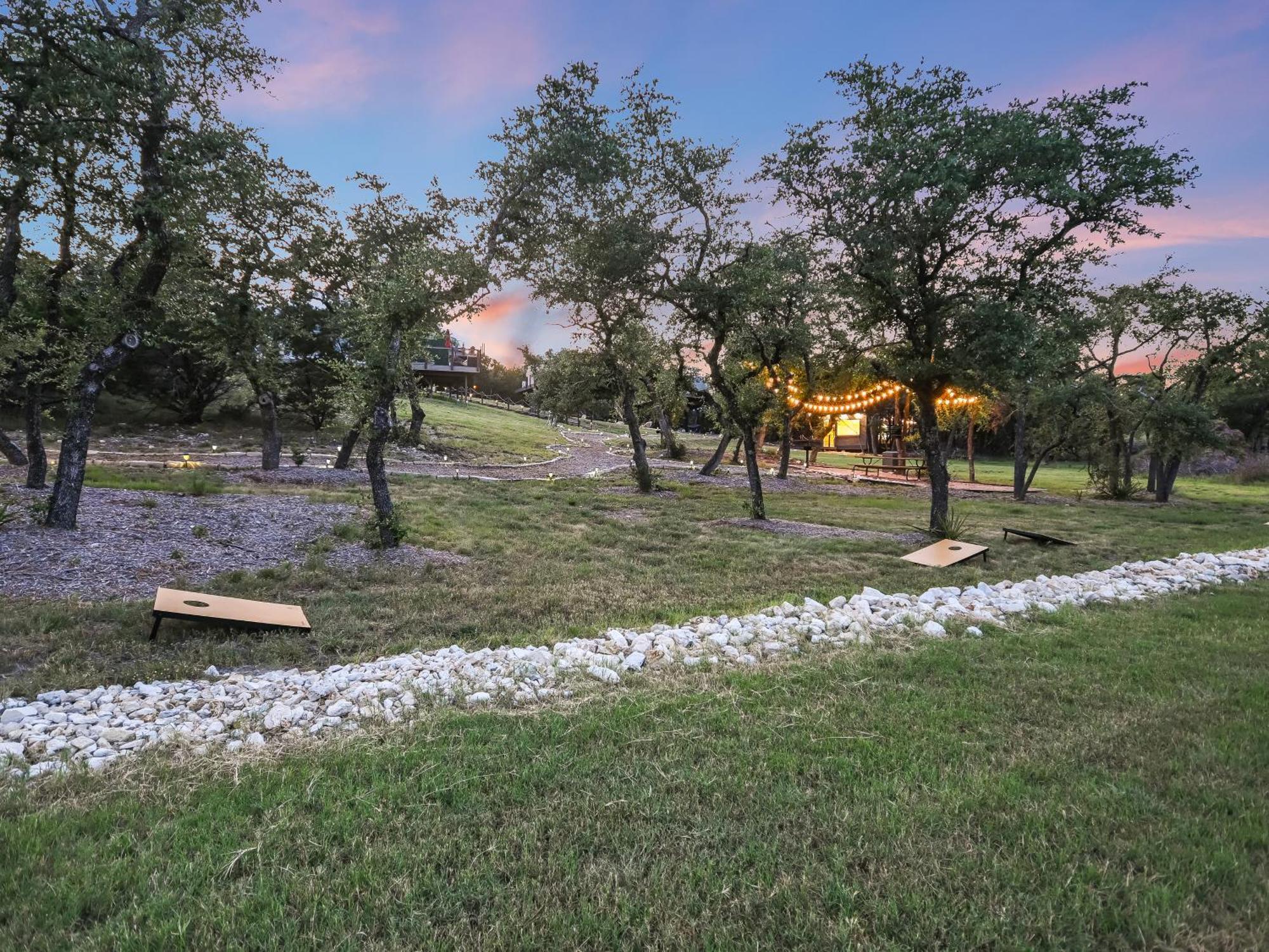 Udoscape Eco-Glamping Resorts Lago Vista Экстерьер фото